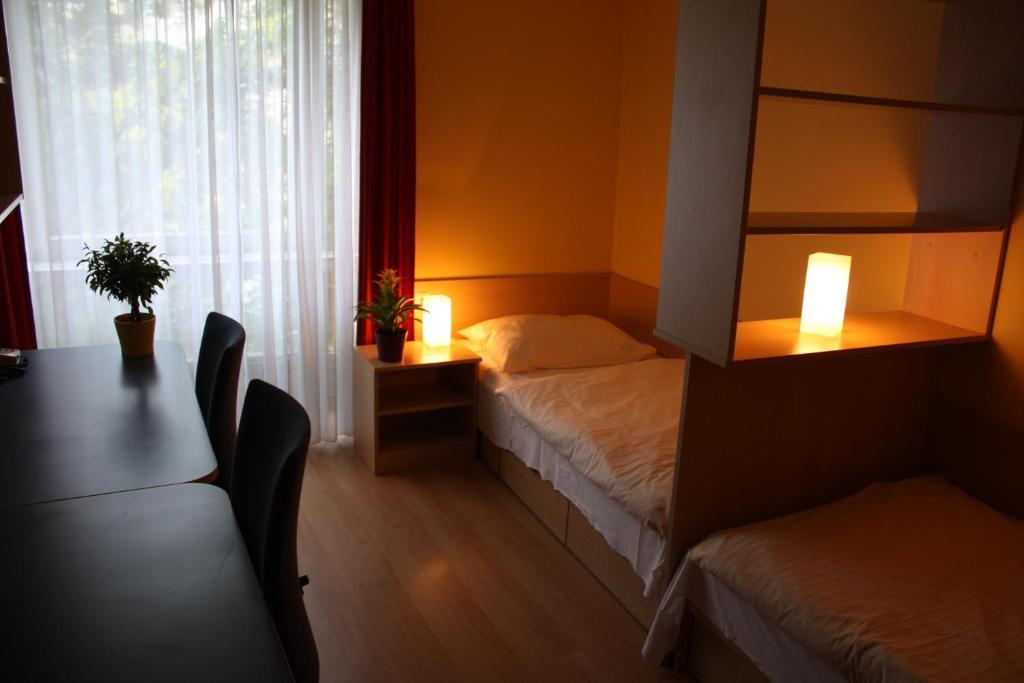 Strawberry Hostel Vienna Room photo