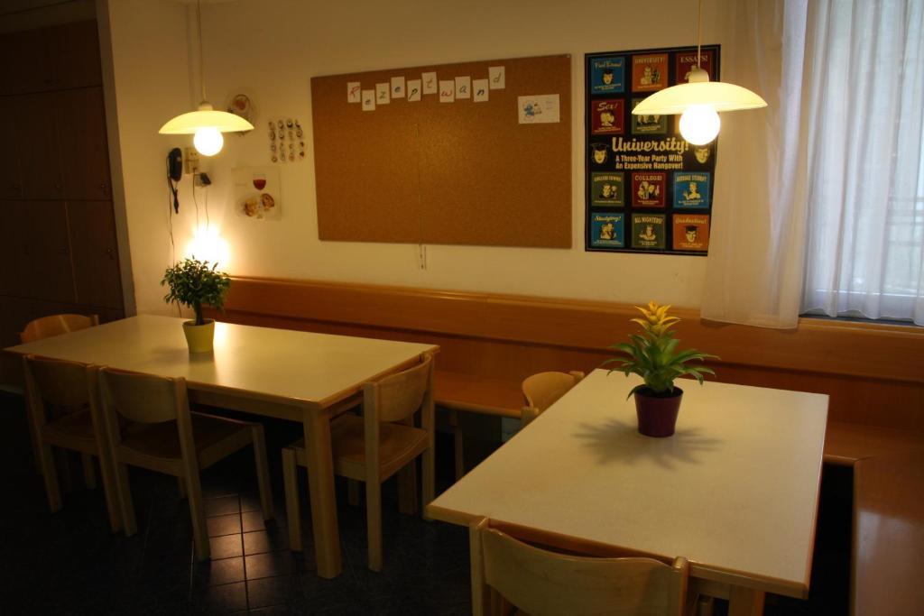 Strawberry Hostel Vienna Exterior photo